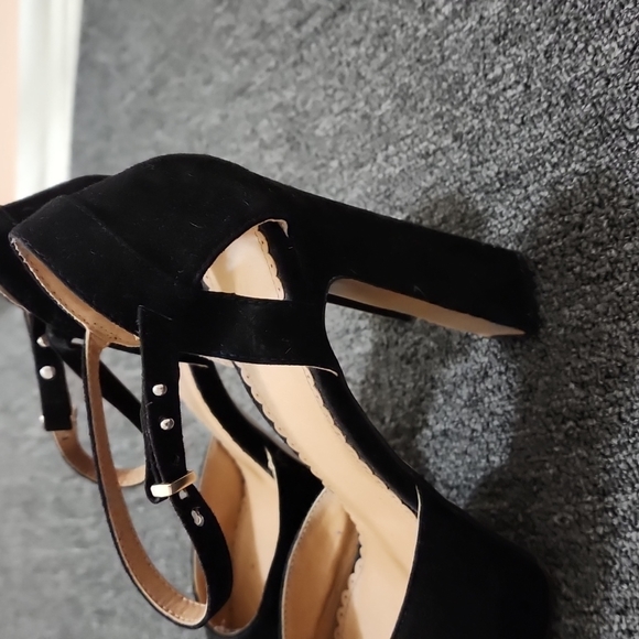 H @ M  Women heels platform shoes black suade - Picture 2 of 5